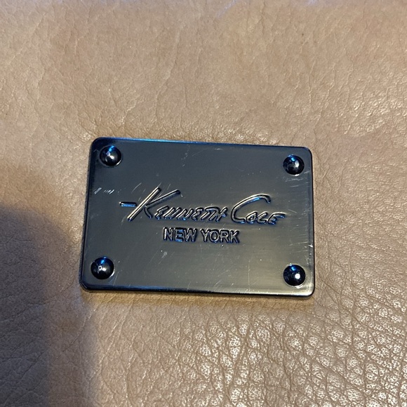 Kenneth Cole Tan Leather Clutch Wallet - Picture 2 of 16